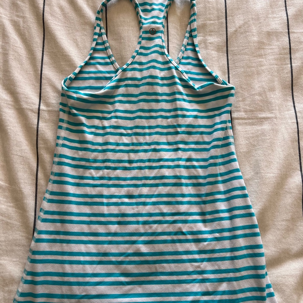 LULULEMON COOL RACERBACK Tank SIZE 6